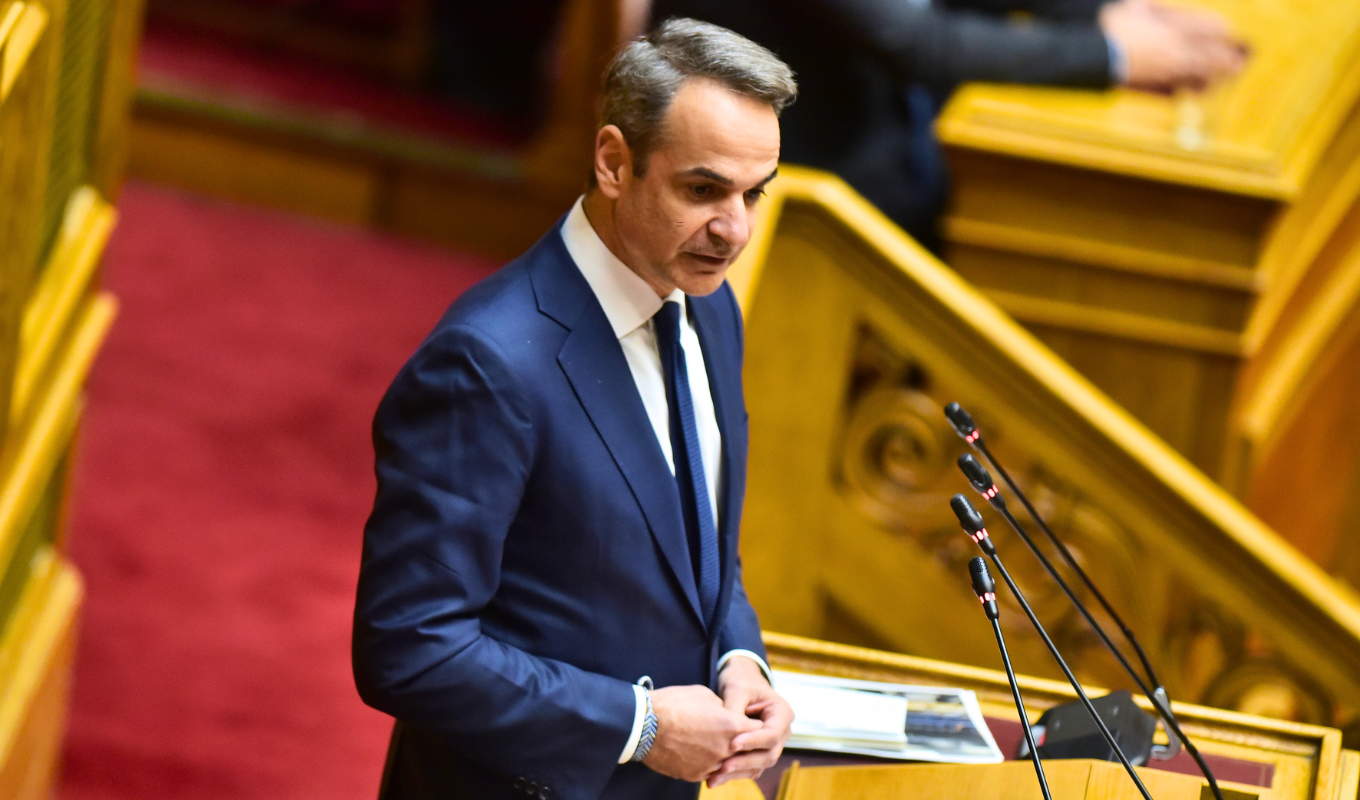 Μητσοτάκης στη Βουλή: Κοιτώ στα μάτια τους συγγενείς των θυμάτων - Ουδέποτε  δόθηκε εντολή συγκάλυψης
