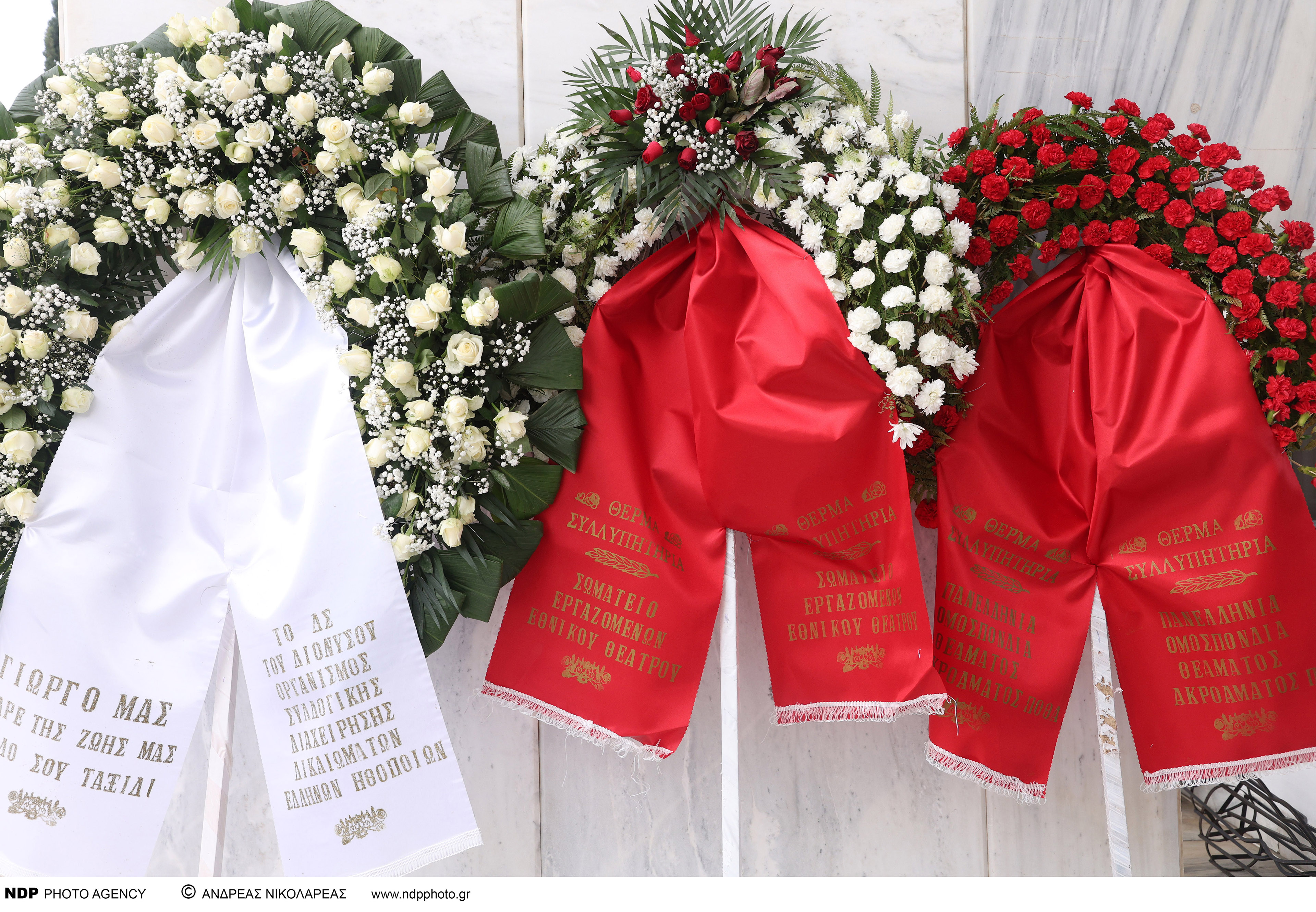 Γιώργος Μιχαλακόπουλος: Το τελευταίο αντίο του ηθοποιό στο Α’ Νεκροταφείο Αθηνών (Εικόνες)
