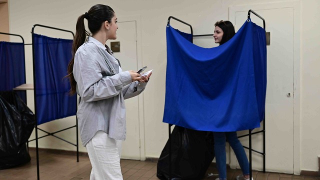 Δημοσκόπηση Real Polls: Προβάδισμα ΝΔ, δεύτερος ο Τσίπρας, μονοψήφιο το ΠΑΣΟΚ, εκτός Βουλής ο ΣΥΡΙΖΑ