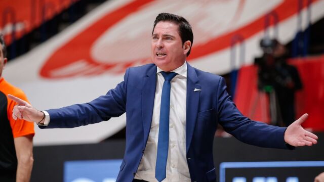 Τσάβι Πασκουάλ: Αβέβαιος ενόψει καλοκαιριού στην Μπαρτσελόνα, η δήλωση που αφήνει υπονοούμενα για το μέλλον