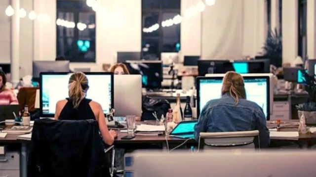 Πώς το γρήγορο ίντερνετ φτάνει σε όλη την Ελλάδα - Αναλυτικά τα δεδομένα και οι αριθμοί