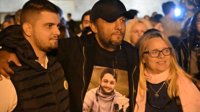 Πάνος Ρούτσι: Πλήθος κόσμου στη συγκέντρωση μετά το τέλος της απεργίας πείνας -Eίναι μέρα νίκης, συνεχίζουμε μέχρι τέλους (Εικόνες & Βίντεο)