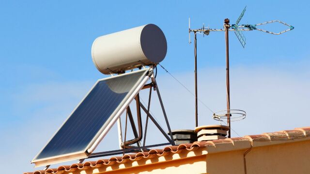 ''Αλλάζω σύστημα θέρμανσης και θερμοσίφωνα'': Όλες οι συχνές ερωτήσεις και οι αναλυτικές απαντήσεις από το parapolitika.gr