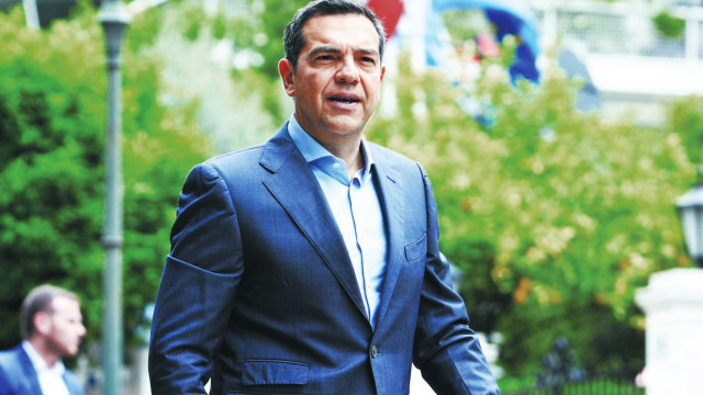 Ο Τσίπρας ανακατεύει την τράπουλα της Κεντροαριστεράς - Φέρνει πιο κοντά ΠΑΣΟΚ, ΣΥΡΙΖΑ και Νέα Αριστερά