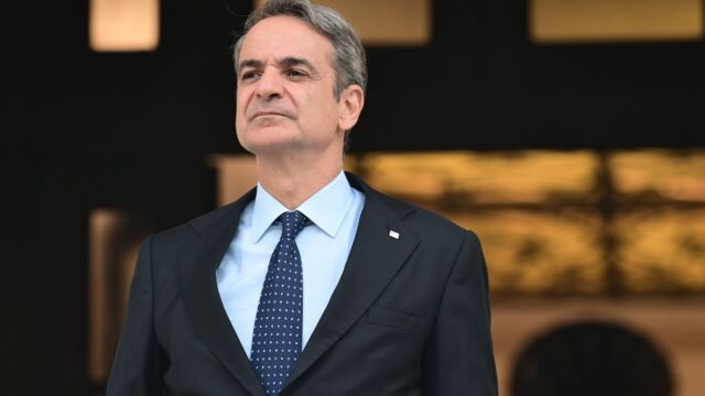 Επιβάλλεται η ιδεολογική καθαρότητα της ΝΔ - Οι χαμένες ευκαιρίες και η λάθος στρατηγική δίνουν χώρο στην... τρέλα