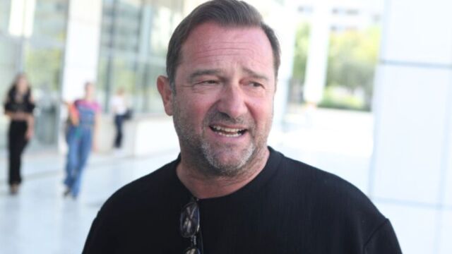 Πλακιάς για τη σιδηροδρομικό δυστχύχημα στην Ισπανία: Εκεί ακόμα ανασηκώνουν τα βαγόνια για να βρουν επιζώντες, αλλά δεν τα πάνε 12 χιλιόμετρα μακριά, όπως εδώ