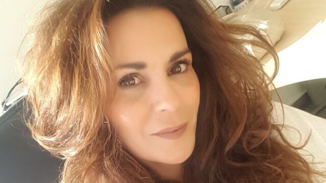 Γλυφάδα: Ράγισε καρδιές ο πατέρας της καθηγήτριας που σκοτώθηκε από την κακοκαιρία - Θα την ντύσουμε νύφη και θα την πάμε στη Ριτσώνα, χάσαμε έναν άγγελο (Bίντεο)