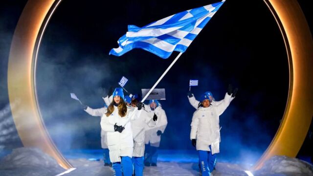 Xειμερινοί Ολυμπιακοί Αγώνες 2026: Με την Ελλάδα άνοιξε η παρέλαση στην Τελετή Έναρξης (Βίντεο)
