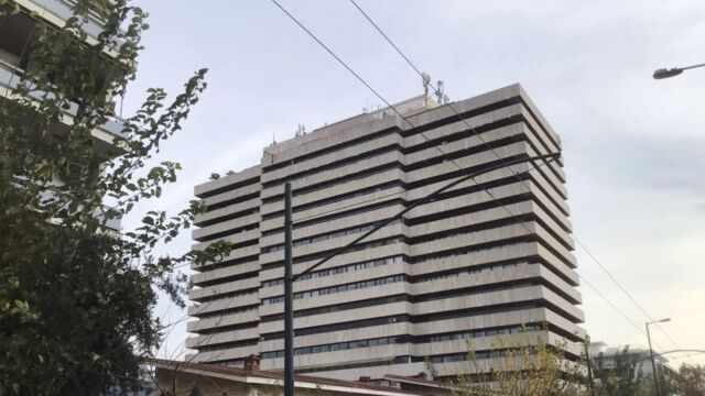 Aπίστευτη καταγγελία στους Αμπελόκηπους: Κοτόπουλα και κατσίκες ζούσαν σε ταράτσα υπό άθλιες συνθήκες