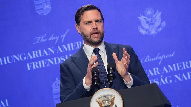 Μήνυμα Βανς προς το Ιράν: 