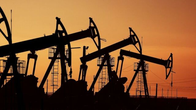 Πετρέλαιο: Κοντά στα 100 δολάρια το βαρέλι εξαιτίας της αβεβαιότητας για την εκεχειρία Ιράν-ΗΠΑ