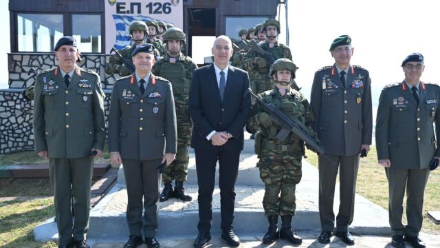 Νίκος Δένδιας: Επισκέφθηκε το επιτηρητικό φυλάκιο 