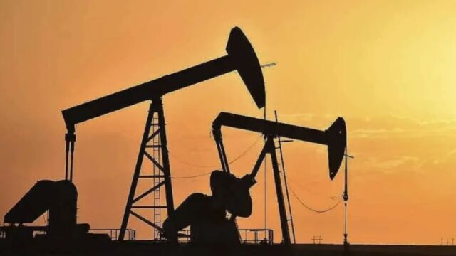 Πετρέλαιο: Συνεχίζεται η πτώση των τιμών εν μέσω ελπίδων αποκλιμάκωσης στη Μέση Ανατολή