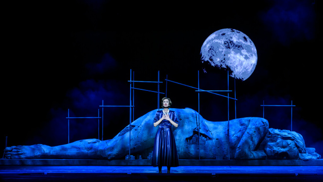 Τελευταίες παραστάσεις για την 