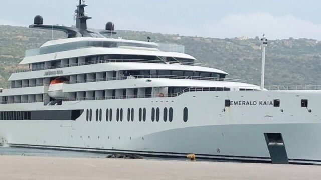 Χανιά: Στη Σούδα για πρώτη φορά το υπερπολυτελές κρουαζιερόπλοιο Emerald Kaia