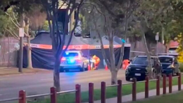 Aυστραλία: Αυτοκίνητο έπεσε σε πεζούς στη Μελβούρνη - Ένας νεκρός και ένας σε κρίσιμη κατάσταση