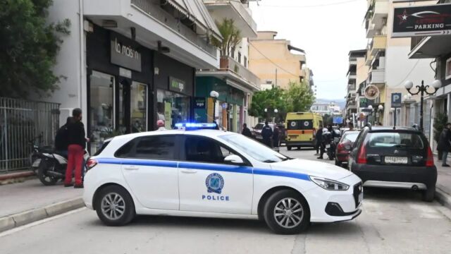 Πανικός σε σούπερ μάρκετ στην Πάτρα: Άνδρας έβγαλε μαχαίρι και απείλησε υπάλληλο