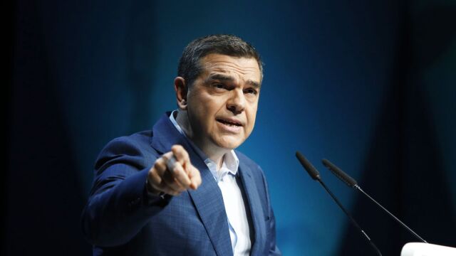 Αλέξης Τσίπρας: Χείρα φιλίας στην Αυτοδιοίκηση και νέα ιδεολογικά ανοίγματα - Επιχειρεί να αποφύγει λάθη του παρελθόντος