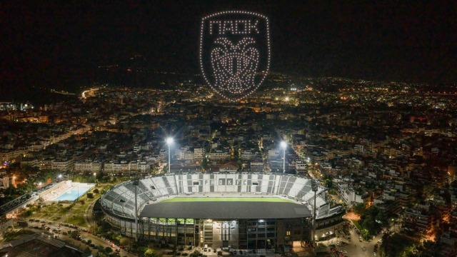 100 χρόνια ΠΑΟΚ: Φαντασμαγορικές φωτογραφίες από το drone show πάνω από την Τούμπα! (Εικόνες)