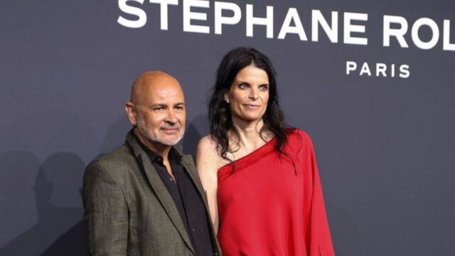 Αθηνά Ωνάση: Η νέα δημόσια σπάνια εμφάνιση στη Βαρκελώνη - Το κόκκινο look που μαγνήτισε τα βλέμματα (Εικόνες  Βίντεο)