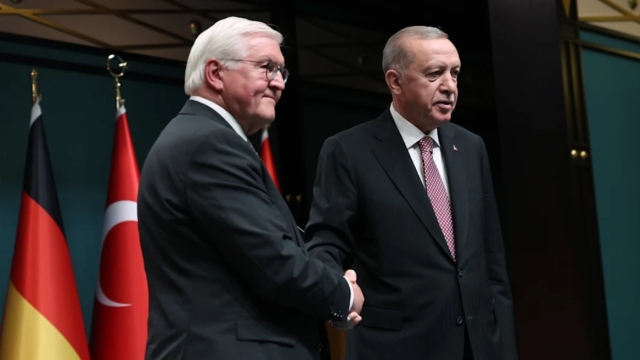 Συνομιλία Ερντογάν  Σταϊνμάγερ: Στο επίκεντρο οι διμερείς σχέσεις και οι πόλεμοι σε Ουκρανία και Μέση Ανατολή