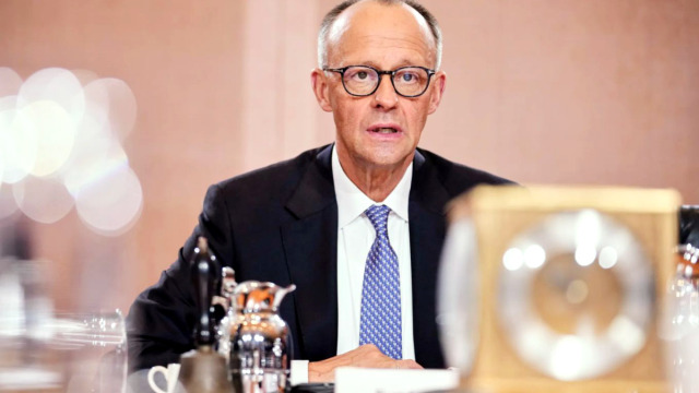 Bloomberg: Ο Μερτς λέει ότι 