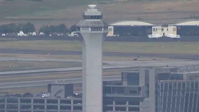 HΠΑ: Απίστευτο περιστατικό σε πτήση της Delta - Γέννησε 30 λεπτά πριν την προσγείωση (Βίντεο)