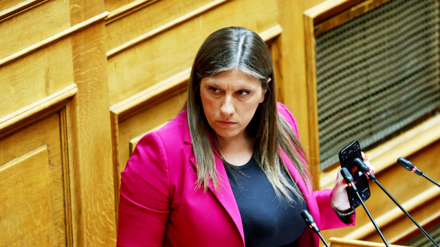Βουλή: Η Κωνσταντοπούλου ανέβηκε στο βήμα και έπαιζε ηχητικό για τη Γάζα (Βίντεο)