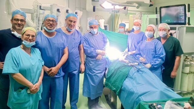 Έγραψε ιστορία το Νοσοκομείο Μεταξά: Πραγματοποιήθηκε η πρώτη ρομποτική επέμβαση θωρακοχειρουργικής στο ΕΣΥ (Eικόνες)