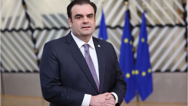 Πιερρακάκης από τις Βρυξέλλες: 