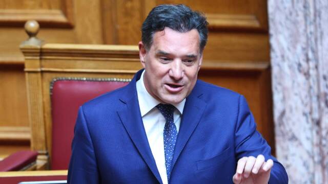 Καρφιά Άδωνι για Δένδια: Δεν ιδρώνουν όλοι τη φανέλα - Κάποιοι θα πάνε και στη Σελήνη για να μη μιλήσουν