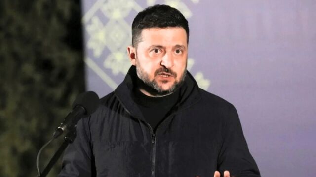 Ζελένσκι: Πάνω από 200 ρωσικά drones τη νύχτα στην Ουκρανία - Ένας νεκρός
