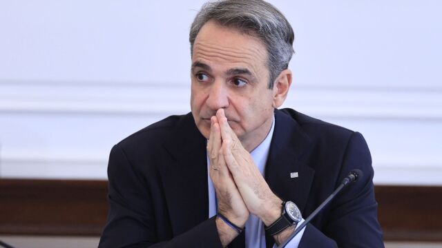 Κυριάκος Μητσοτάκης: Πώς χτίζει μεταρρυθμιστικό αφήγημα για το 2027 με όπλο το Σύνταγμα - Οι καυτές παρεμβάσεις από τα πανεπιστήμια έως τη δίωξη υπουργών και τα διλήμματα στους πολίτες