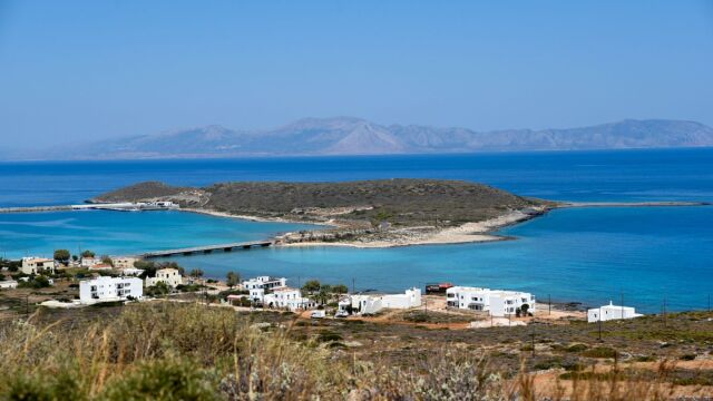 Chios  Kythira Pass: Ξεκινούν οι καταθέσεις αιτήσεων για τα vouchers διακοπών - Οι δικαιούχοι και η διαδικασία