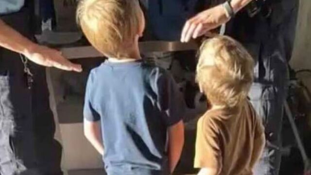 Πορτογαλία: Τους έδεσαν τα μάτια για 