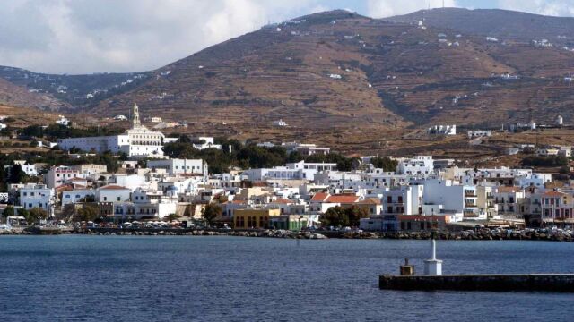Τήνος: Βλάβη στον καταπέλτη του 