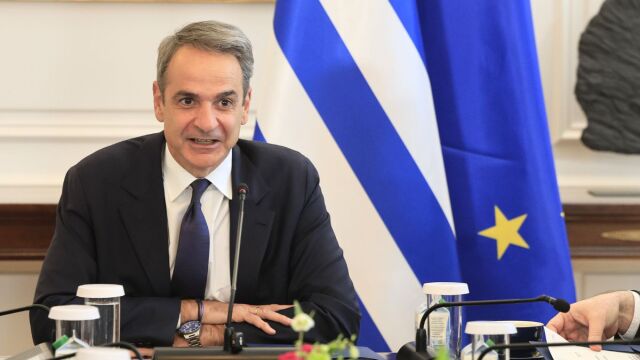 Μητσοτάκης: Στροφή στην καθημερινότητα και τις μεταρρυθμίσεις με φόντο τα κόμματα Τσίπρα και Καρυστιανού - Βαρέα και ανθυγιεινά και ίσες αμοιβές ανδρών και γυναικών στο Υπουργικό Συμβούλιο