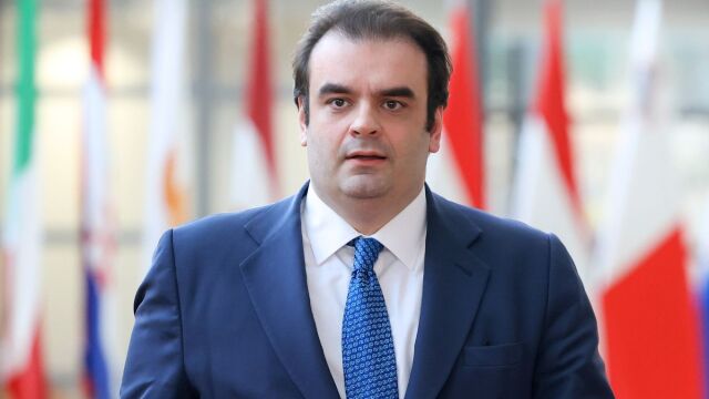 Η Ουγγαρία κοιτάζει προς το ευρώ μέσω Πιερρακάκη: Επίσκεψη και συνομιλίες στη Βουδαπέστη στις 25 Ιουνίου για τον Έλληνα πρόεδρο του Eurogroup