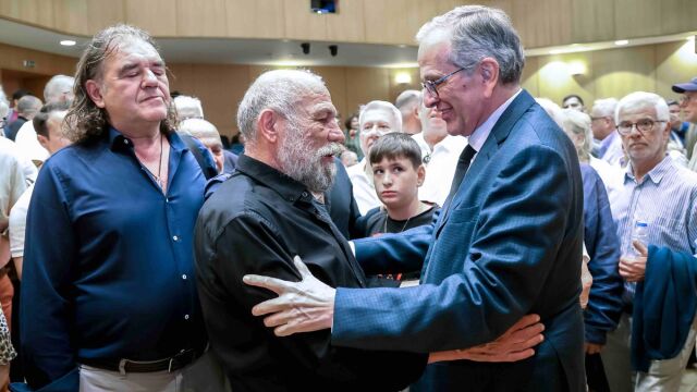 Η δεξαμενή Σαμαρά για το νέο κόμμα και τα 21 πρόσωπα που παρακολουθούν τις εξελίξεις και συμμετέχουν στις ζυμώσεις