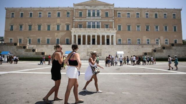 Έρχεται ο πρώτος ισχυρός καύσωνας: Ποιες περιοχές θα ψηθούν στους 40 βαθμούς και πότε πέφτει η θερμοκρασία
