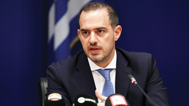 Γιώργος Κώτσηρας στα Παραπολιτικά: 1.700 λεωφορεία στην Αττική έως το 2028, προσλήψεις, νέα τρένα και αναβάθμιση των ΜΜΜ - Επενδύουμε σε φιλικές και αξιόπιστες δημόσιες συγκοινωνίες