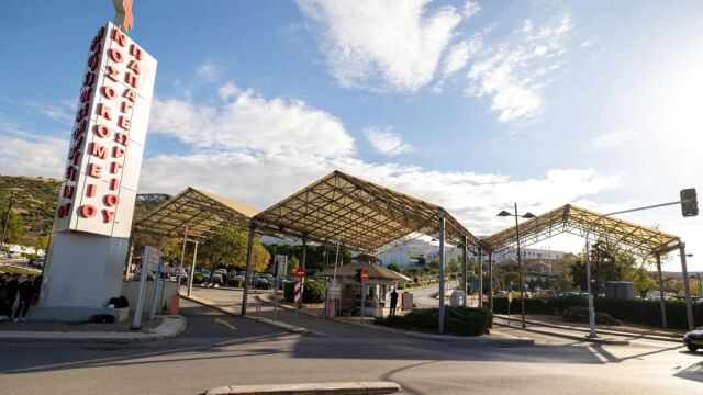 Θεσσαλονίκη: 46χρονος έπεσε σε φωταγωγό πολυκατοικίας - Νοσηλεύεται στο Παπαγεωργίου