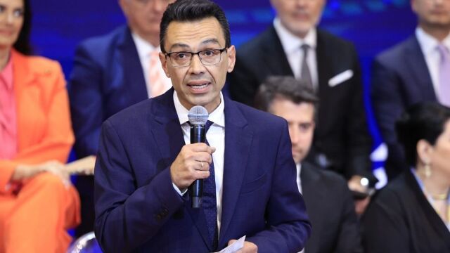 Σέρμπος: Ένα διαζύγιο που περίμενε το… ΦΕΚ - Από το άδειασμα του Απριλίου στην έξοδο του Αυγούστου