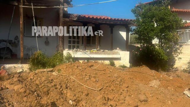 Θρίλερ στον Μαραθώνα: Αυτό είναι το σπίτι όπου αναζητούν την ηλικιωμένη - Άκαρπες μέχρι στιγμής οι έρευνες στην αυλή (Εικόνες)