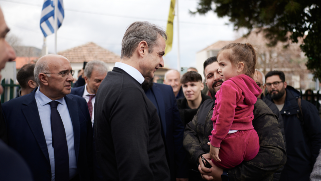 Σήµα επανεκκίνησης από τον Κυριάκο Μητσοτάκη µε περιοδείες και έργο - Πατάνε γκάζι στο Μαξίμου με μπαράζ νομοσχεδίων για Στεγαστικό και καθημερινότητα
