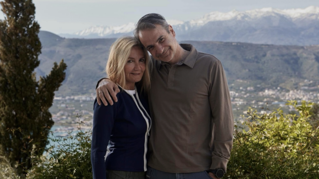 Κυριάκος Μητσοτάκης: Το μήνυμα για το Πάσχα και η ανάρτηση με τη σύζυγό του Μαρέβα