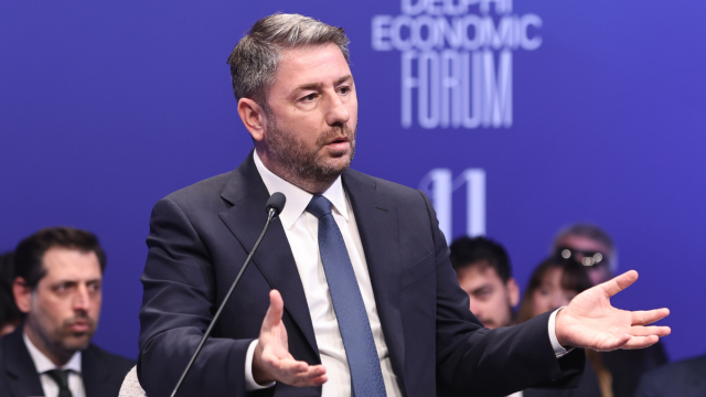 ΠΑΣΟΚ: ∆ιµέτωπη επίθεση Ανδρουλάκη κατά Ν∆ και Τσίπρα - Νεύρα στο ΠΑΣΟΚ µε τον Χάρη ∆ούκα