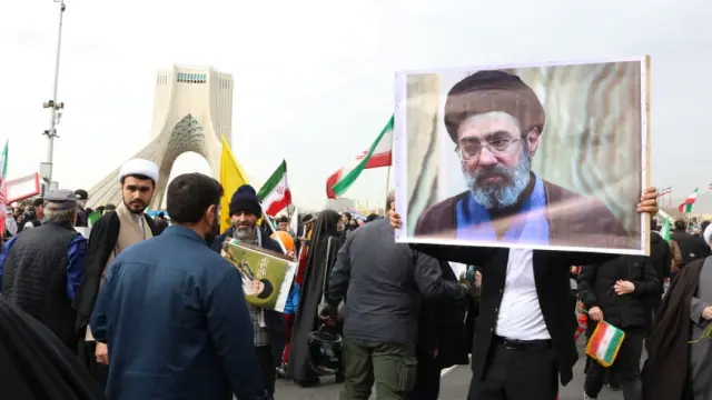 Iράν: Τα σενάρια για το νέο καθεστώς Χαμενεΐ - Ο Μοτζάμπα θα αντιμετωπιστεί από τις ΗΠΑ όπως και ο πατέρας του εξηγεί στο parapolitika.gr Ισραηλινός αναλυτής