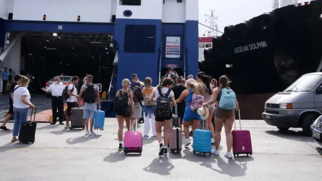 Κοινωνικός Τουρισμός: Οι μεγάλες αλλαγές στο πρόγραμμα – Ποιοι παίρνουν έως 12 διανυκτερεύσεις