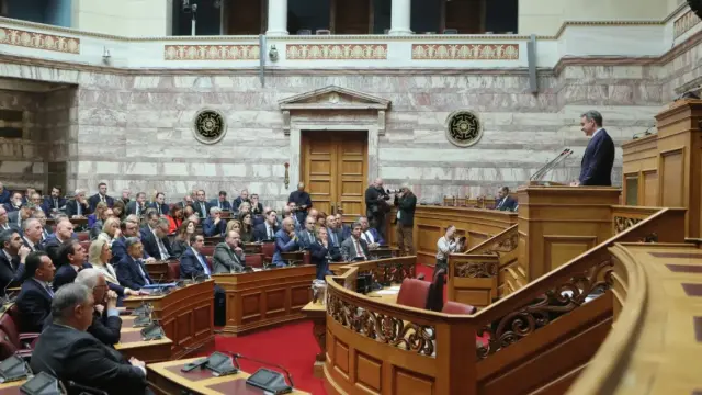 Το Μαξίμου ψάχνει βαλβίδα εκτόνωσης για τους βουλευτές: Κρίσιμη συνεδρίαση της ΚΟ της ΝΔ την Πέμπτη